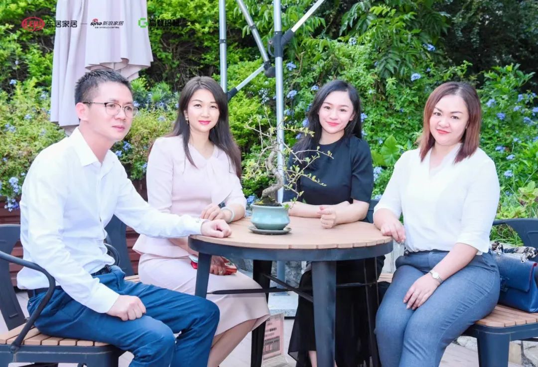 品質(zhì)門(mén)窗供應(yīng)鏈 助推高質(zhì)量發(fā)展”產(chǎn)業(yè)行走進(jìn)高登鋁業(yè)