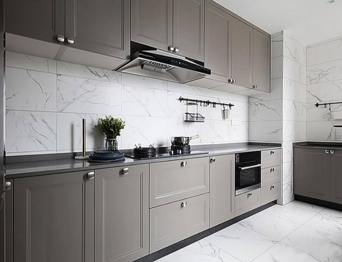 挑全鋁浴室柜等其它鋁制家具時(shí)候要注意什么？