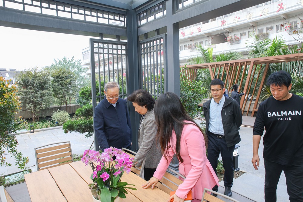 民建中央副主席李世杰、民建廣東省委會主委李心、民建肇慶市委會主委潘銳波一行高登調研工作