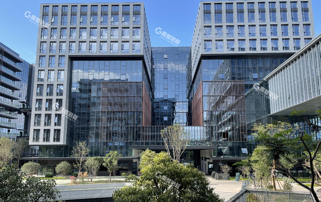 火炬新科廣場幕墻工程